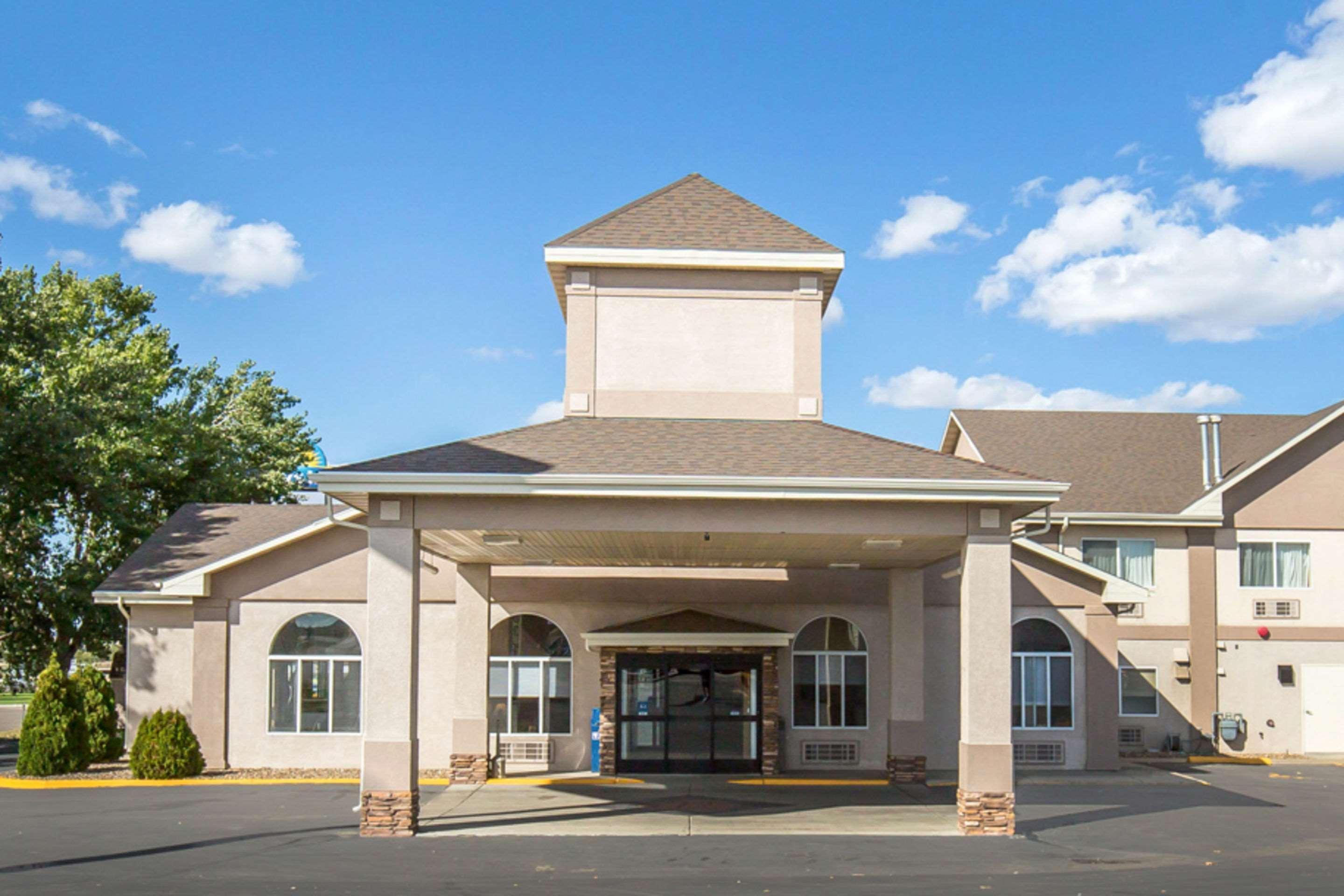 Fairbridge Inn & Suites Glendive Ngoại thất bức ảnh
