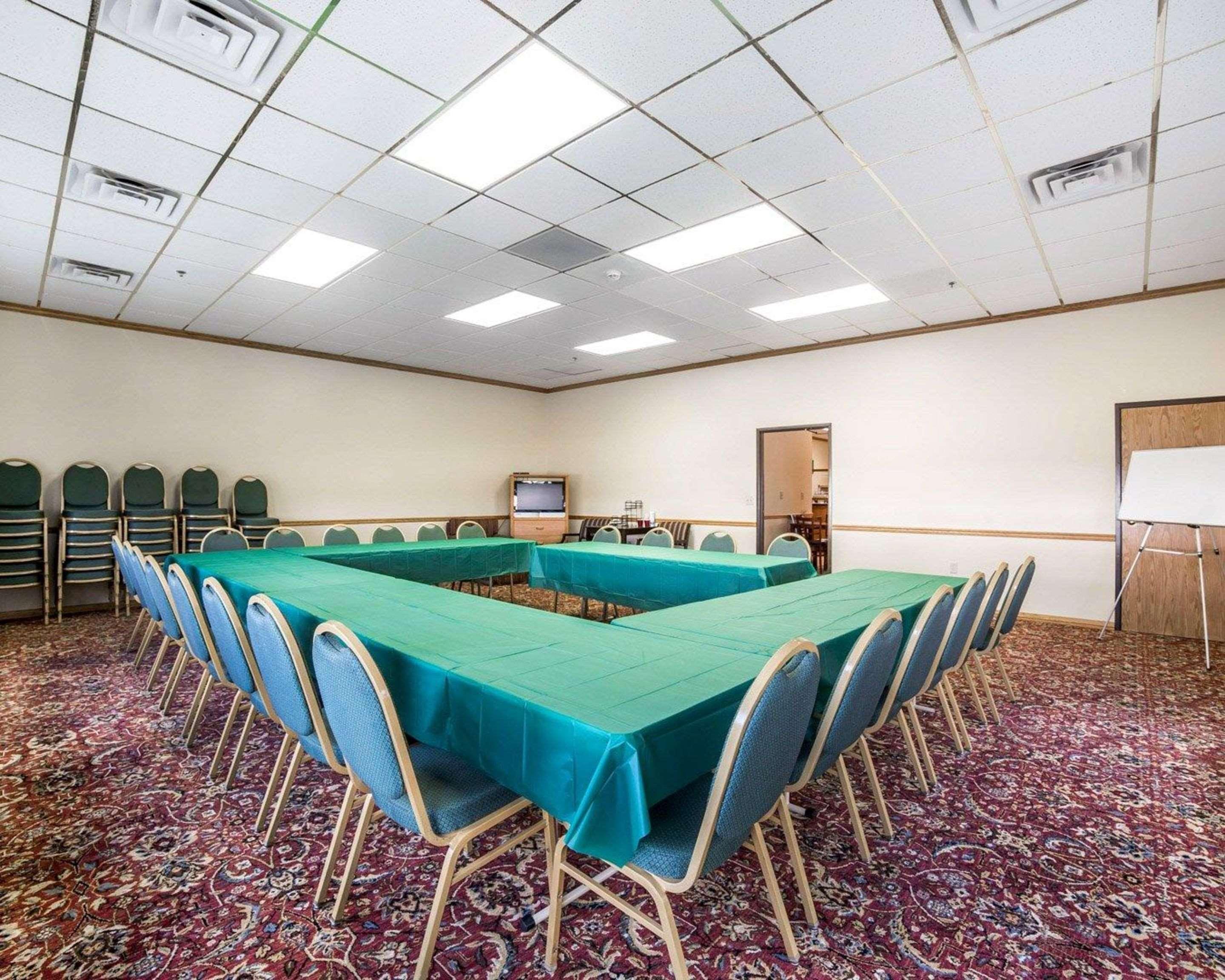 Fairbridge Inn & Suites Glendive Ngoại thất bức ảnh