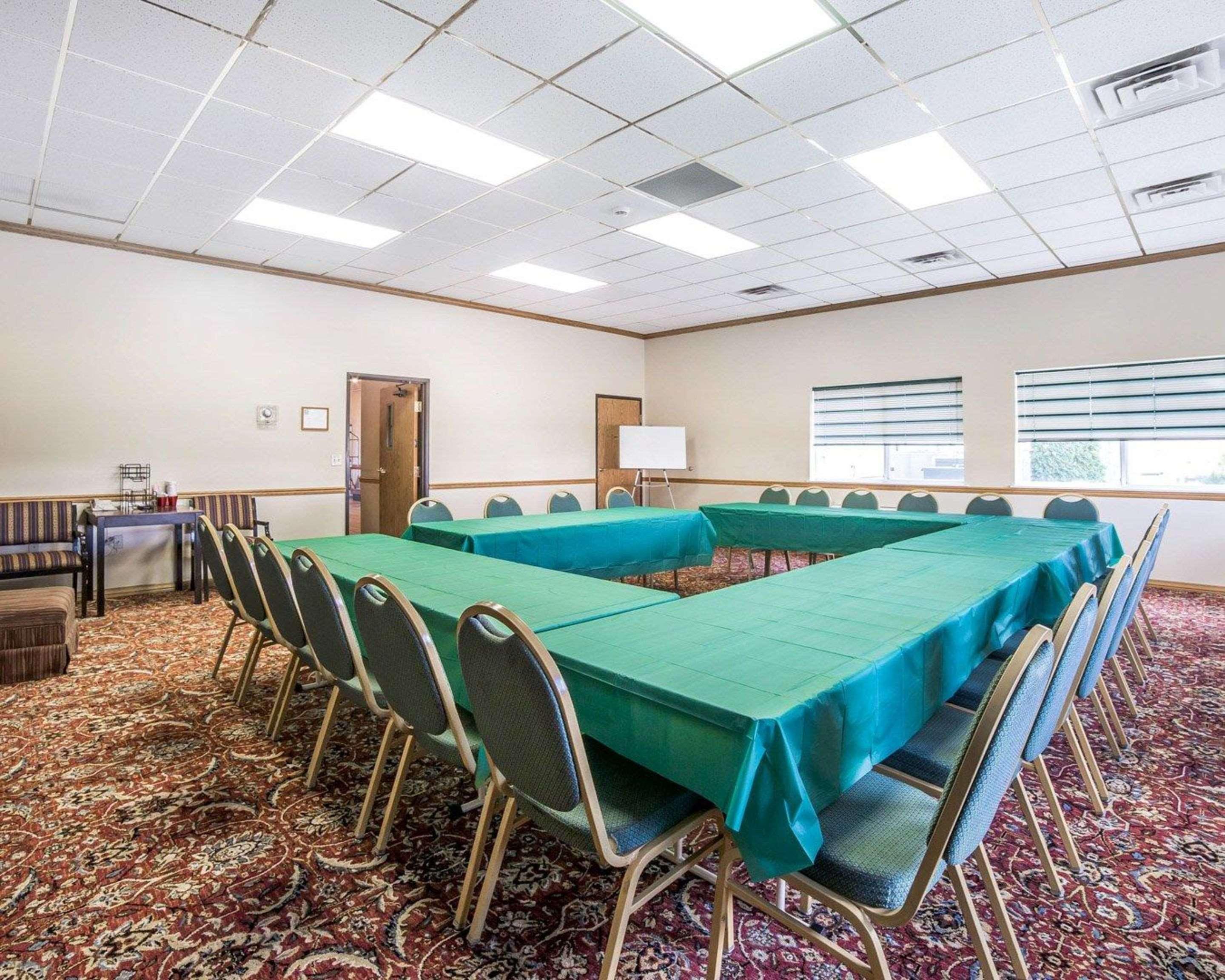 Fairbridge Inn & Suites Glendive Ngoại thất bức ảnh